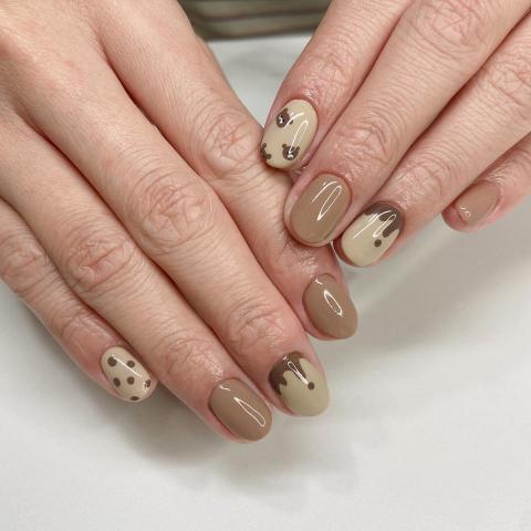 王艾妮 - 純手繪小熊甜甜美甲