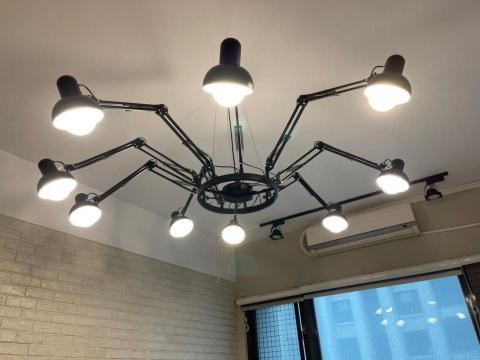 宅急修阿鴻 - 此為蜘蛛燈之安裝完成品,客人非常的滿意!