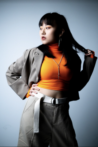 賴海正 - 女性人像