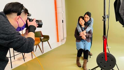 SmallRed_ BeautyStudio - 個人家庭照拍攝妝髮