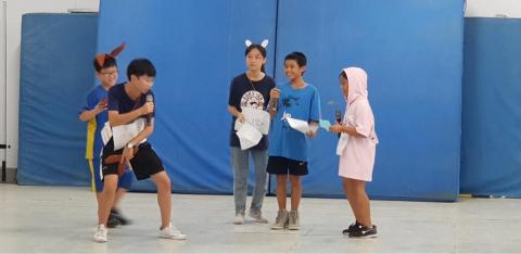 陳品瑜 - 參與志工隊，前往淡水興仁國小帶營隊