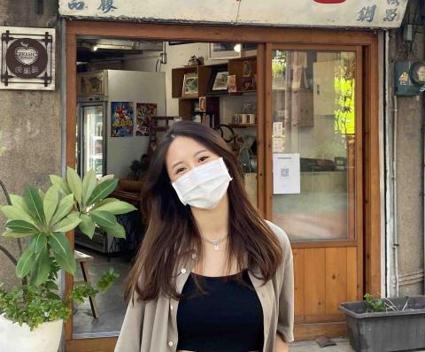 提供123心算服務的專家黃睫容