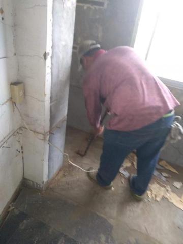 邱飛富 - 拔釘子