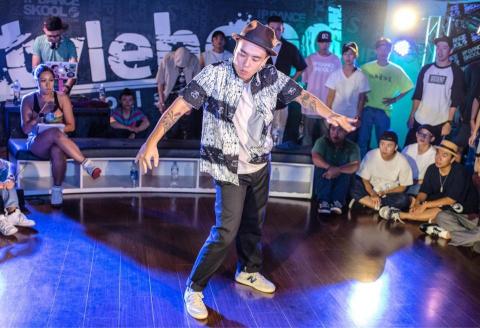 小胖老師街舞教學 - Wade Dance Studio - 台北活動賽事評審演出