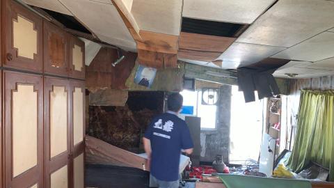 九鼎聯合工程有限公司 - 舊屋拆除作業