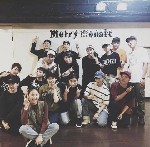 小胖老師街舞教學 - Wade Dance Studio - 邀請日本知名女舞者-Loco Yoko來台北開設特別課程