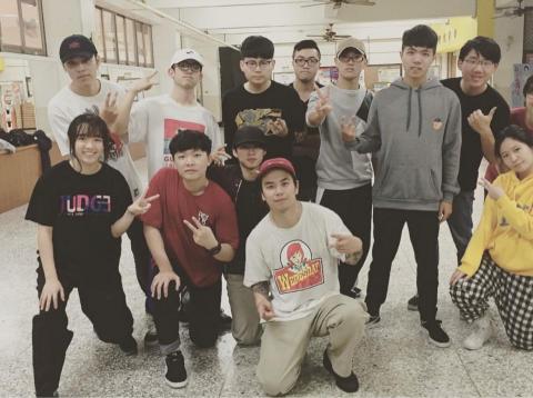 小胖老師街舞教學 - Wade Dance Studio - 