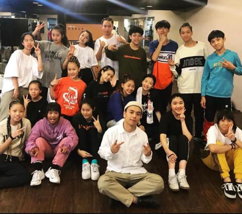 小胖老師街舞教學 - Wade Dance Studio - 受邀至兒童街舞培訓團-擔任訓練導師