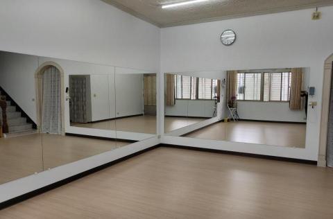 陳逸欣舞蹈教室 - 小班教室(附停車場)