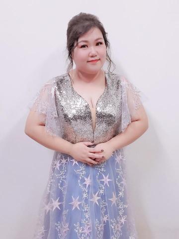 跨界美聲莎拉雅 Saraya/雅雅老師 - 參與助理主持的節目 公視台語台《話山話水話玲瓏》
入圍第55屆金鐘獎-綜藝節目獎