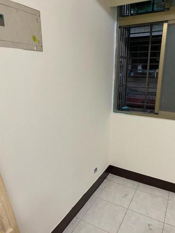 辰藝工程行 - 粉刷 窗角 抓直