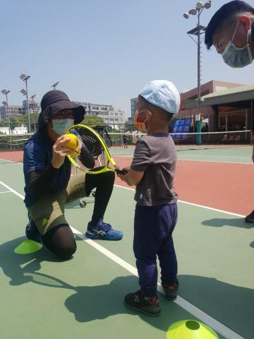 Each one space。17玩空間 - 