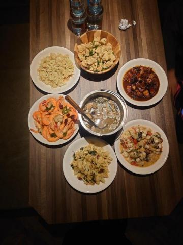 三川的食樂工作坊（Chuan-Foodie） - 剝皮辣椒雞湯、東坡肉、 鹽酥杏鮑菇、 醉蝦、乾鍋白花菜、義式狂水悶魚、奶油蒜香炒白花菜