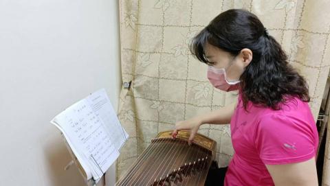 惠惠古箏教學 - 堅持自己的夢想，現在小有成績了?