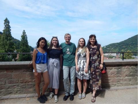 梁若喬-Dahlia老師專業英文💪🏻🤍 - 於德國交流期間擔任學生經理