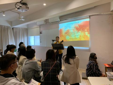 梁郡家 - 舉辦個人音樂會