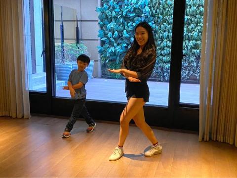 梁若喬 - 兒童舞蹈教學、編排 
有趣的課程最能抓住孩子的注意力！