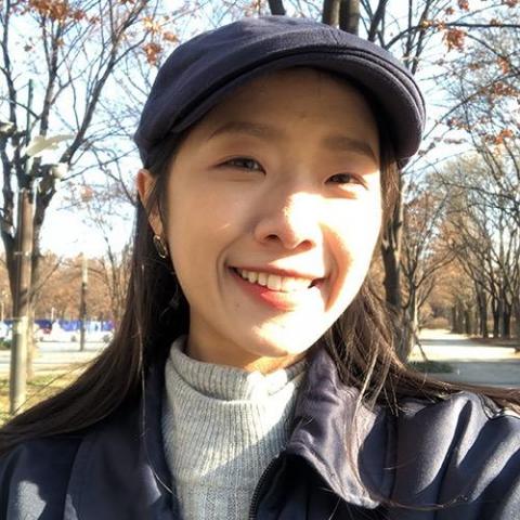 提供信封印章服務的專家Mandy魏梓芯