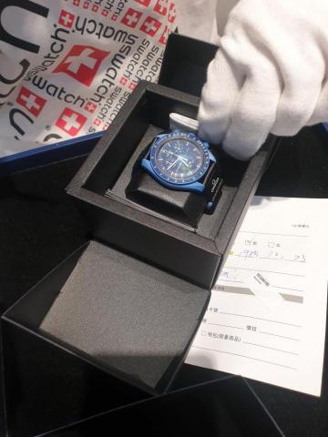 黃勝柏 - OMEGA＆swatch聯名手錶，代購