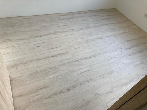 鼎鑫地板工程行 - 板橋案場 Spc石塑地板 鼎鑫地板工程行 - 板橋案場 Spc石塑地板