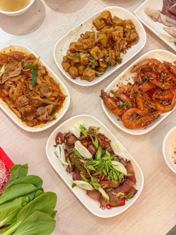 吳珮宜 - 香酥豆腐 泡菜豬