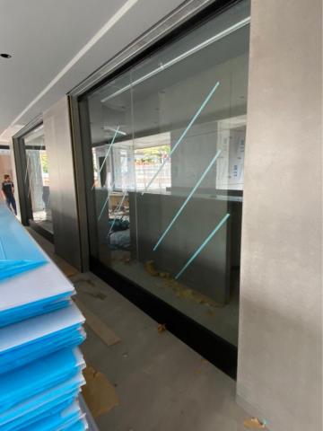 東泰鋼鋁企業社 - 白鐵烤漆鋼構採光罩