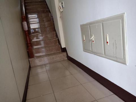 遠鴻工程行 - 牆面油漆含踢腳板粉刷 遠鴻工程行 - 牆面油漆含踢腳板粉刷