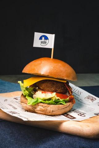 林翊蕛 - 餐廳識別設計與製作