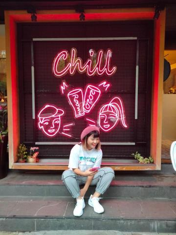 林翊蕛 - 餐廳霓虹燈設計