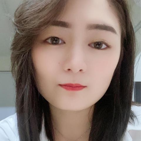 提供Shopify Wix Shopline架站服務的專家Ivy Wu