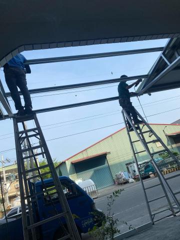 鑫鋮金屬不銹鋼設計 - 鐵皮遮雨棚