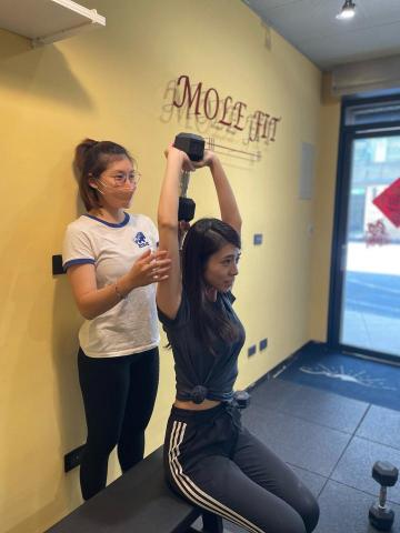 莫耳健身工作室 - Yvonne教練_三頭肌訓練