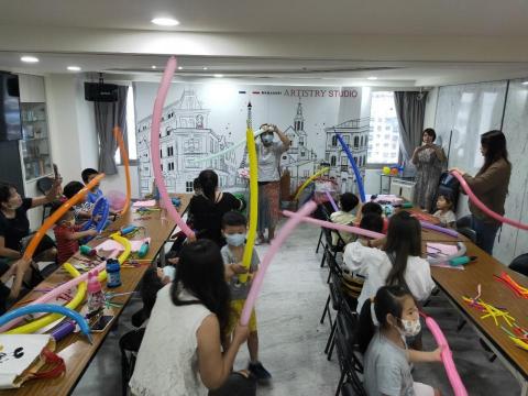 曾先生 - 【氣球教學】親子造型氣球