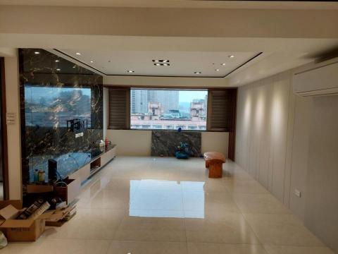 鴻羽室內設計 - 