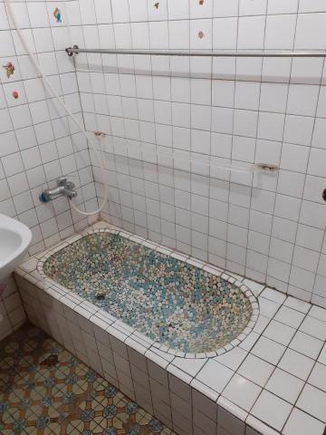 中港水電修繕 - 浴缸漏水（拆除1）