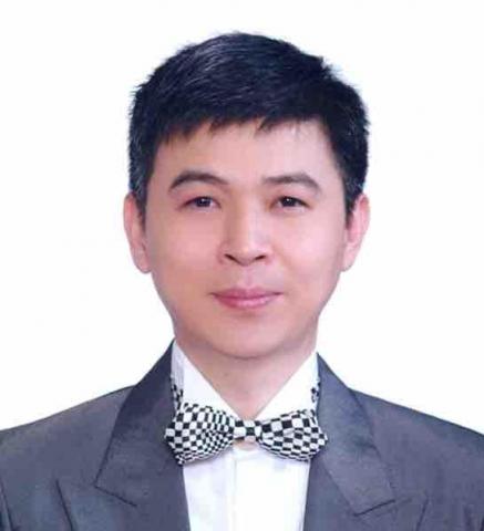 提供台南小提琴服務的專家Prof