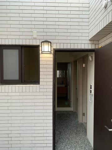 Bevis居家水電修繕 - 安裝戶外防水燈具（後）