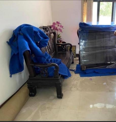 捷安搬家 - 黑檀原木傢俱包裝搬運