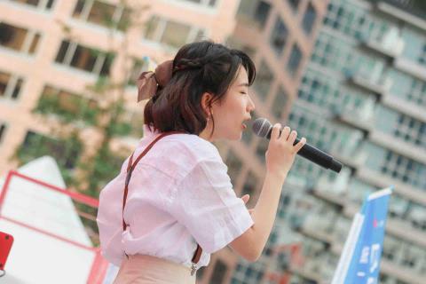 提供寫歌服務的專家郭真榕