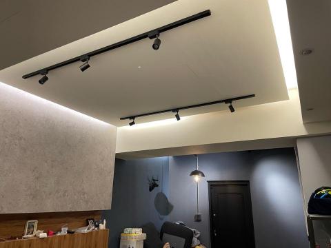 水電工程 - 軌道燈 工業風