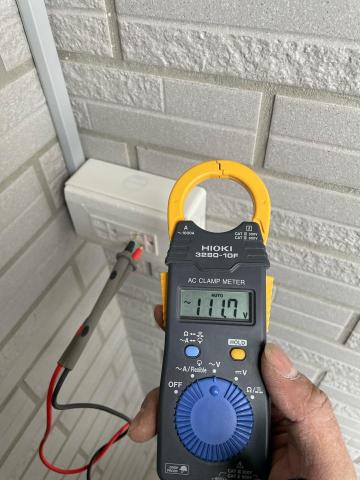 水電工程 - 明線槽明插座安裝