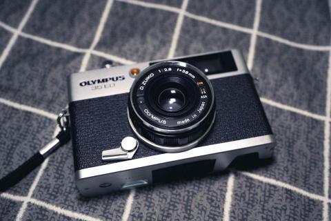 陳韋翰 -  陳韋翰 -