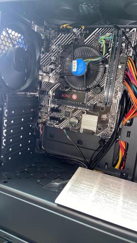 凱蒂電腦 - 整齊整線