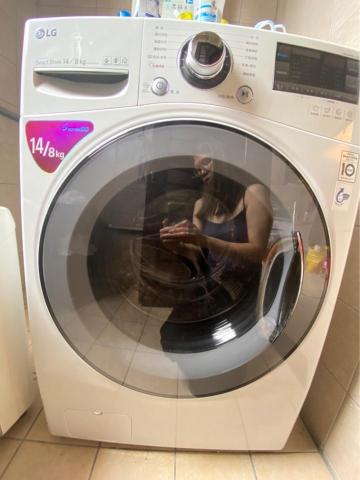 阿善 - 協助客戶上三樓