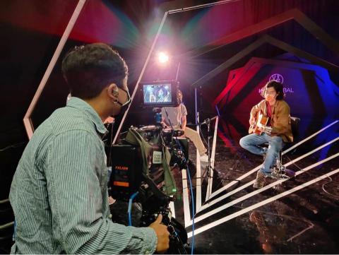 安-Ango - 節目錄製