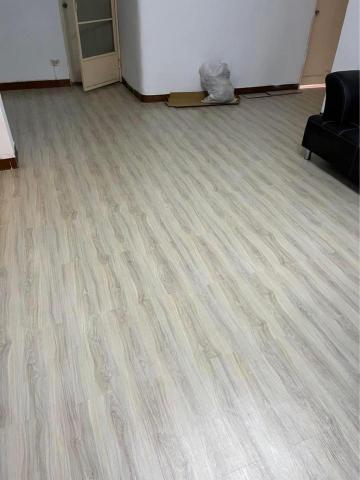 加雲塑膠地板工程 - 