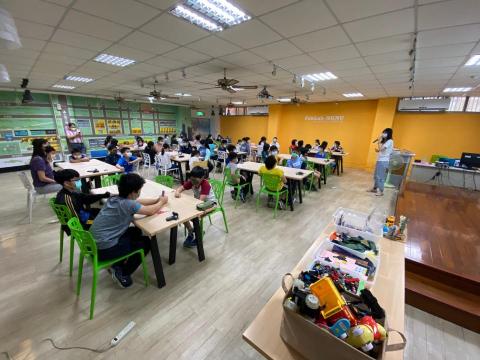 Yihan su - 擔任講師