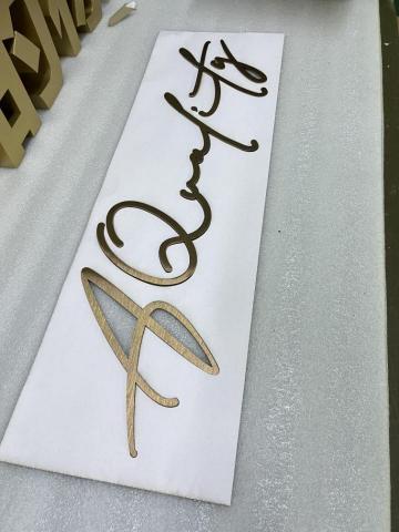 開拓廣告招牌工程（小盧） - 金屬實心字