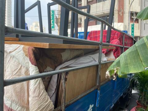 忠錸專業精緻搬家 - 平常搬家左右