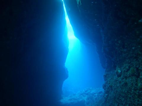 彭昊昱 - 綠島時光隧道